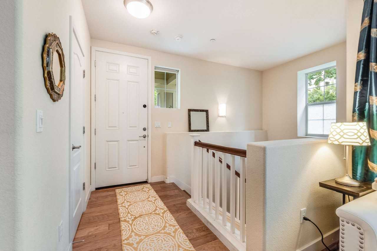 6212 Boulder Ln #5004 - Photo 5 of 44