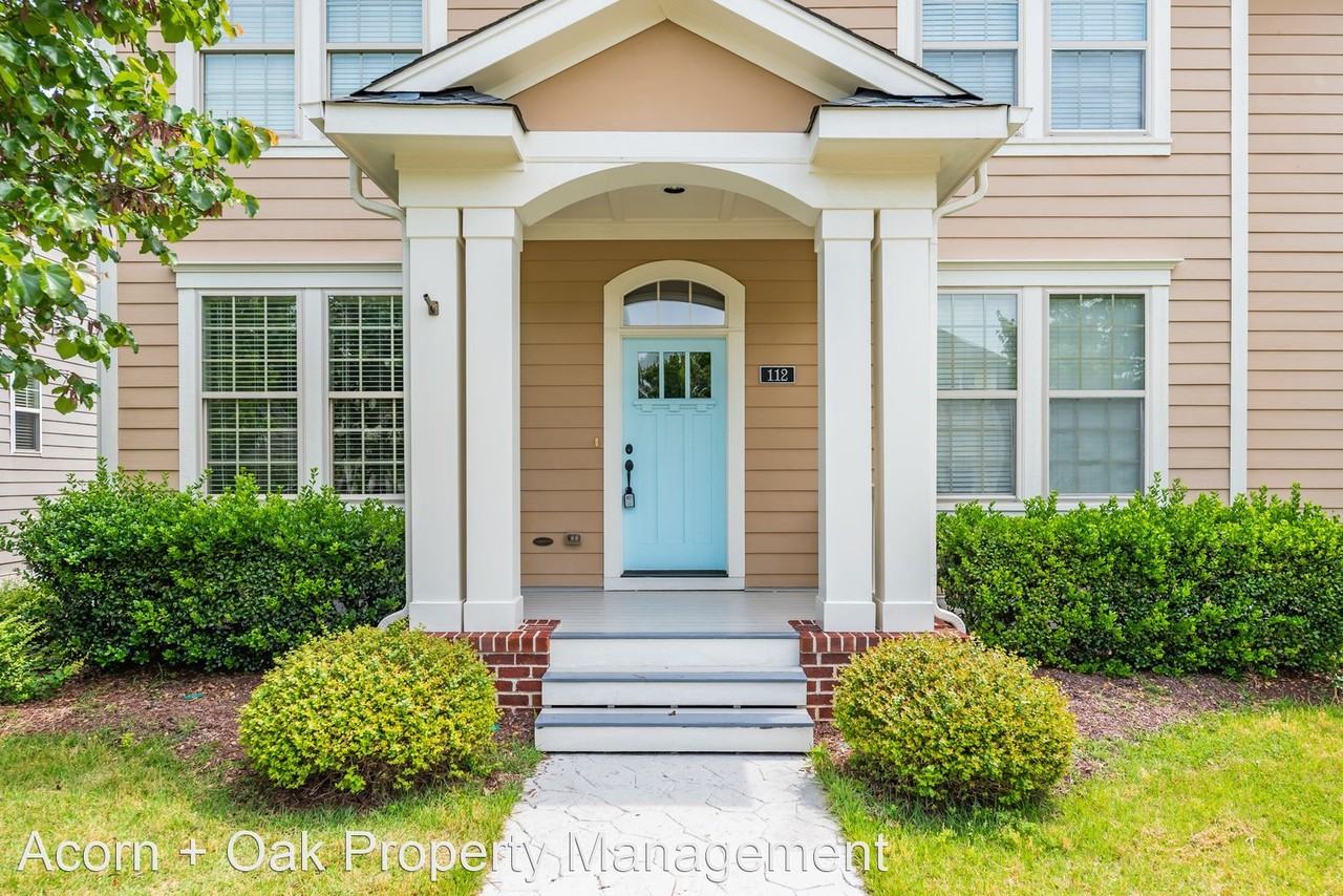 112 Harlow Bnd - Photo 2 of 25