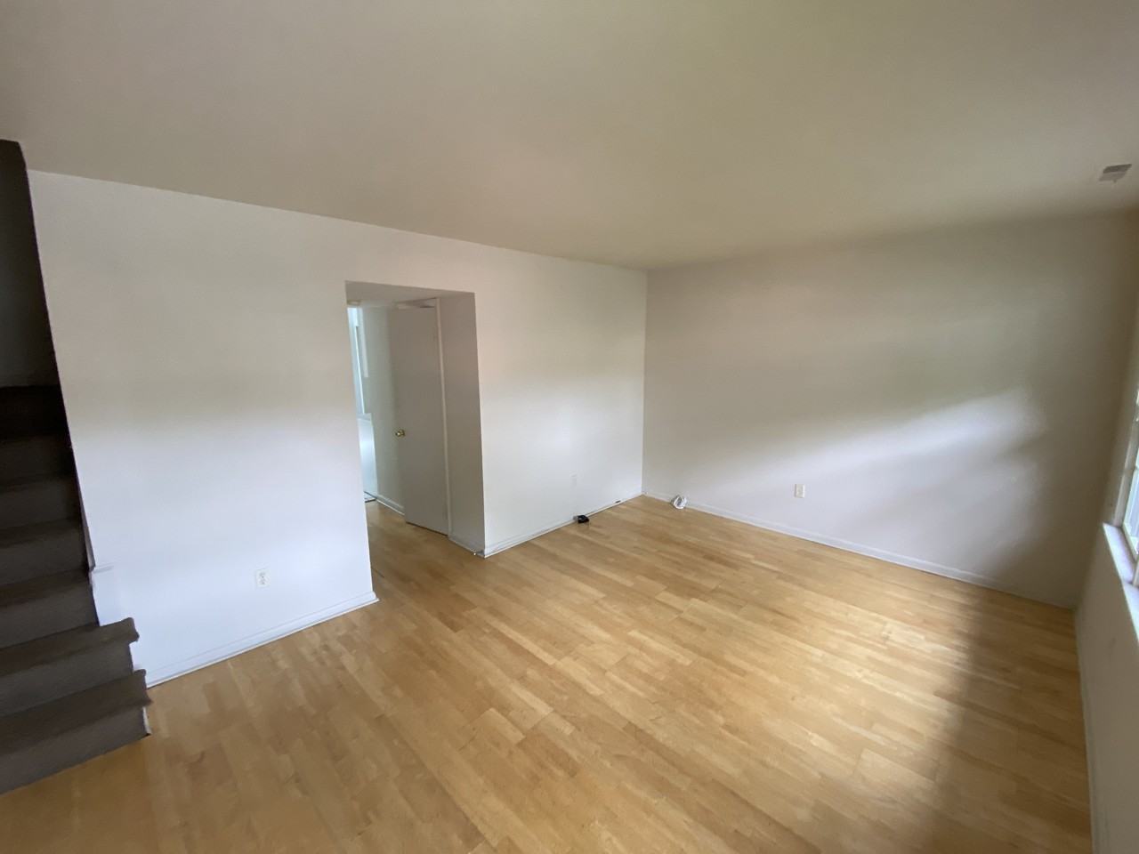 5209 Heritage Drive - Photo 2 of 28