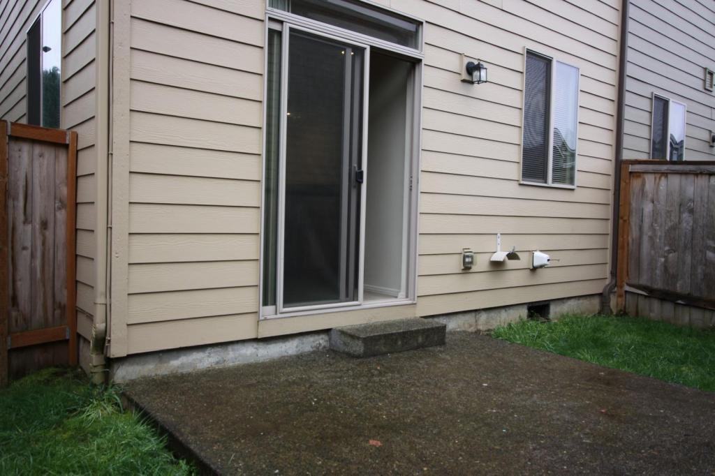 13102 Ne 26th St - Photo 2 of 35