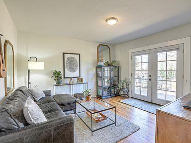 316 Washington St Ne - Photo 3 of 10