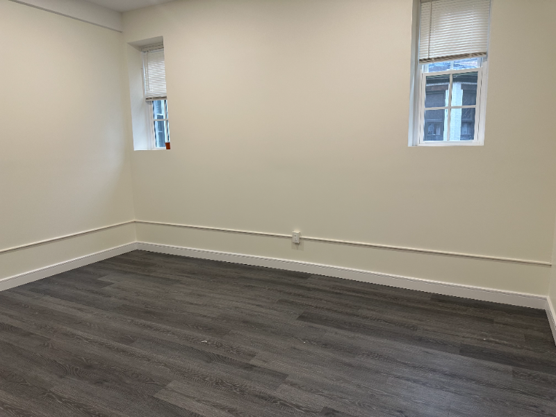 152 Washington Ave #208 - Photo 2 of 9