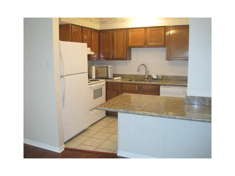 812 Martin Behrman Avenue #I - Photo 3 of 6