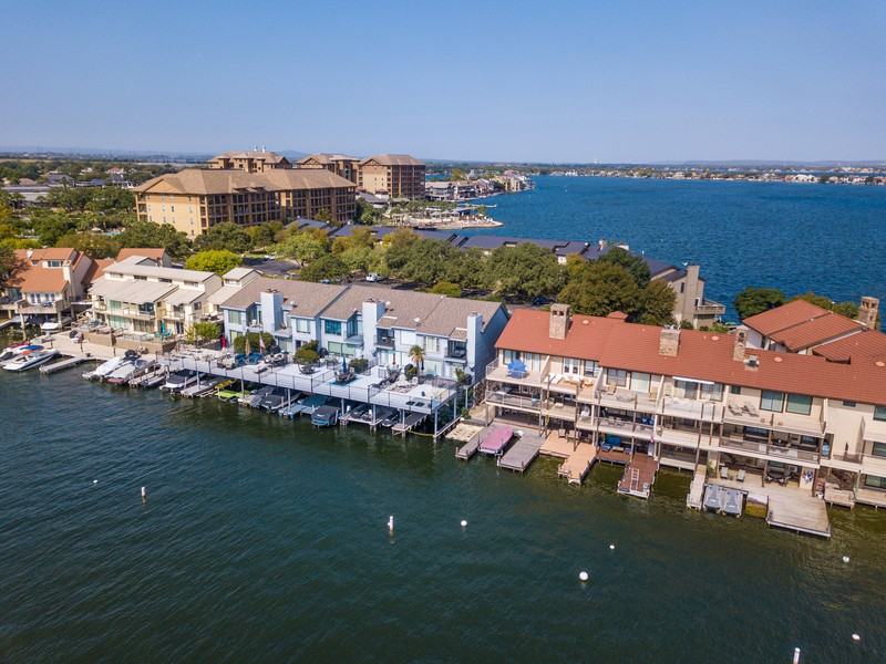 109 Island Dr #B - Photo 2 of 42