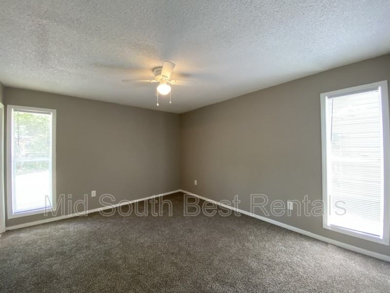 5732 Woodbourne Ct - Photo 6 of 8