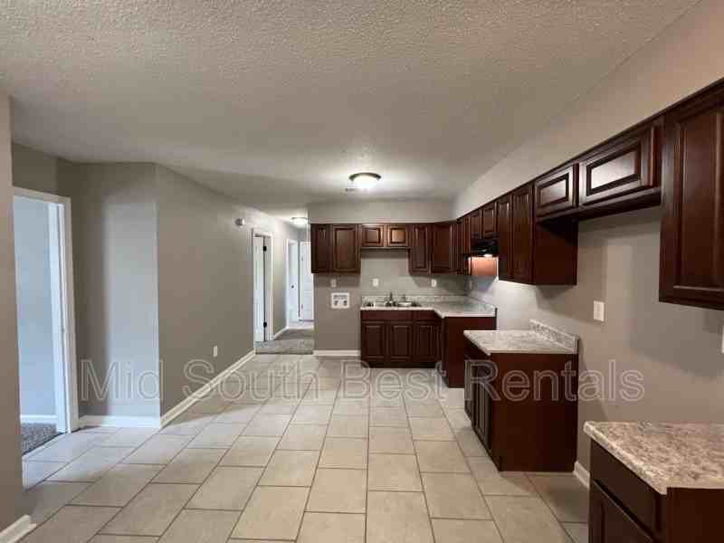 2458 Chattering Ln - Photo 3 of 8