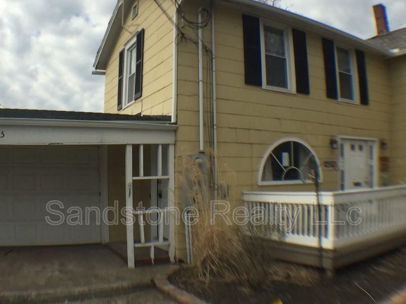 43215 N Ridge Rd W - Photo 2 of 26