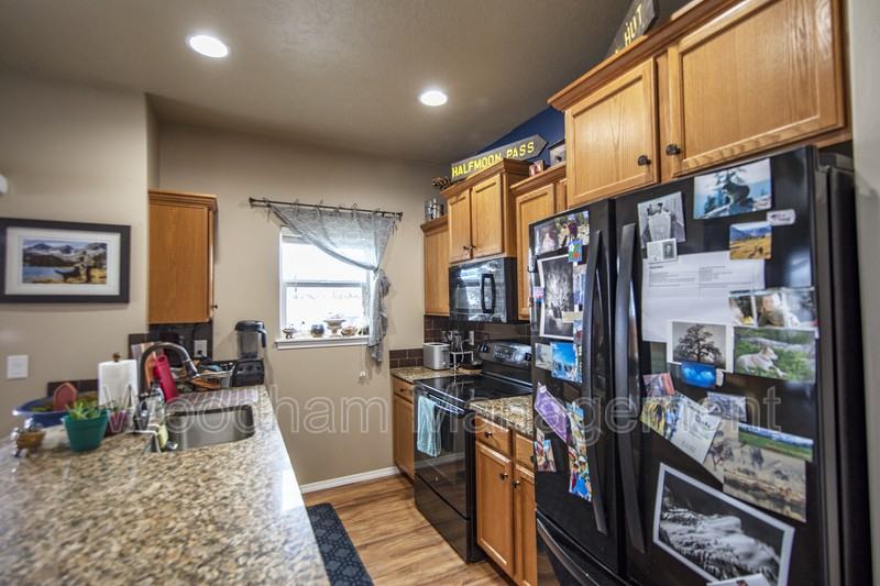 393 Water Lily Dr - Photo 2 of 25