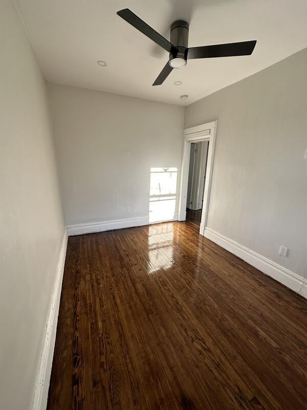 115 N 5th Ave - Photo 3 of 8