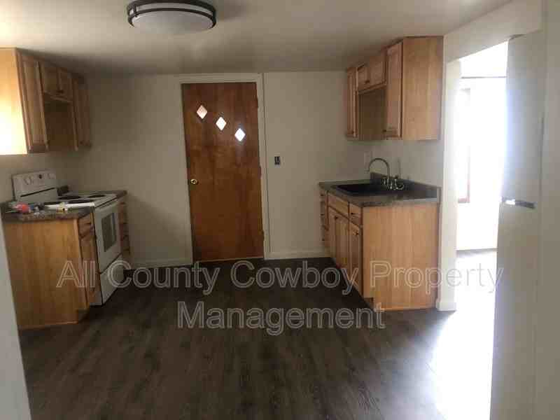 2362 Snowy Range Rd - Photo 3 of 9