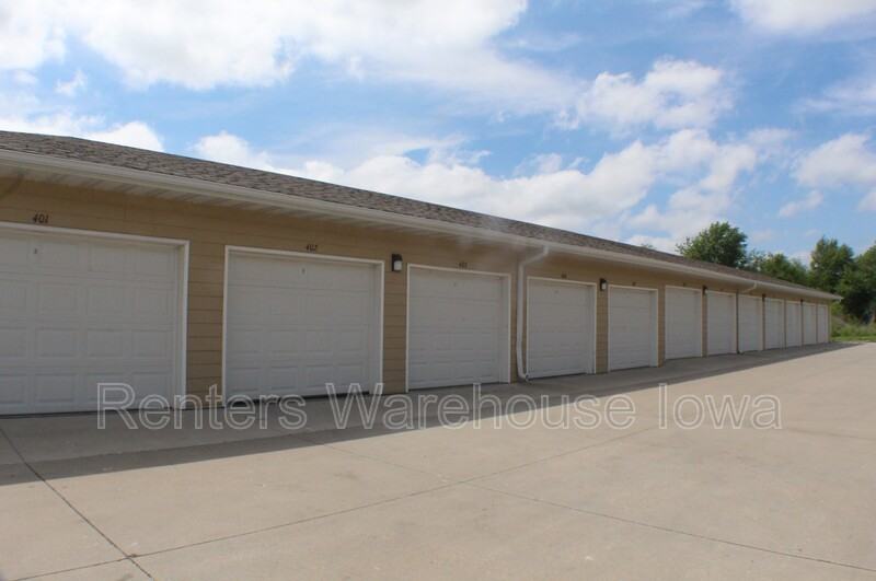 2000 Meadow Ct #212 - Photo 3 of 16