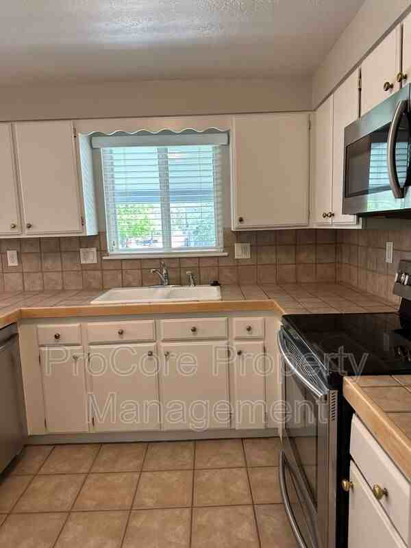 10360 W La Hontan Dr - Photo 2 of 50