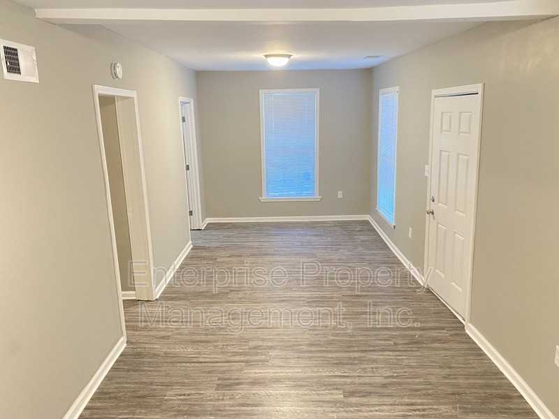 1113 N Parkway - Photo 6 of 19