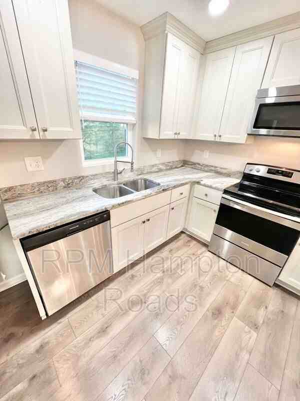 6324 Grimes Ave - Photo 3 of 50