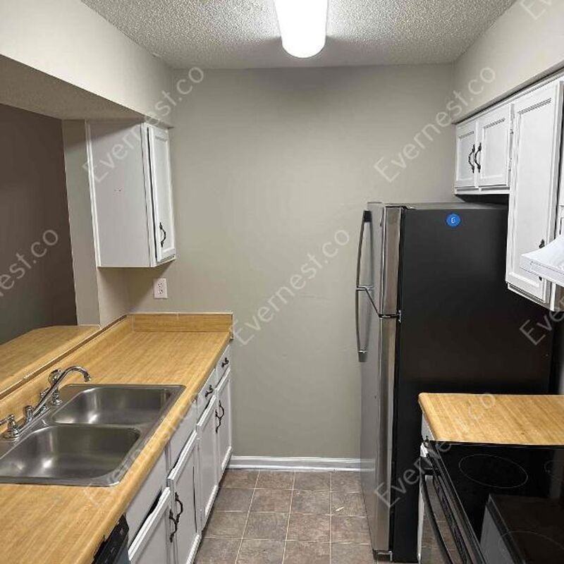 646 Valley Crest Dr - Photo 2 of 13