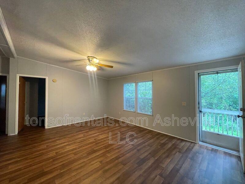 132 Josiah Ln - Photo 6 of 20