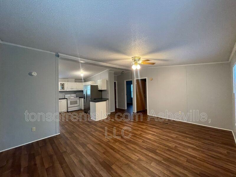 132 Josiah Ln - Photo 7 of 20
