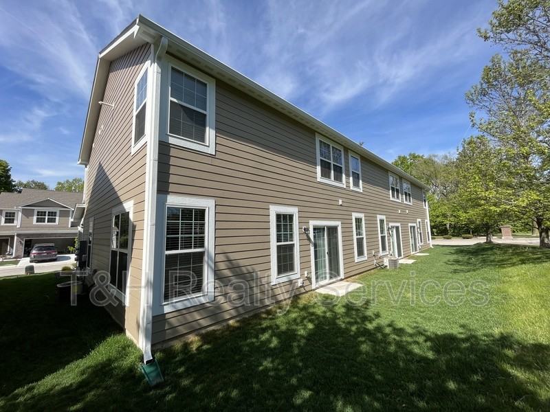 4215 Brownstone Pl - Photo 2 of 23