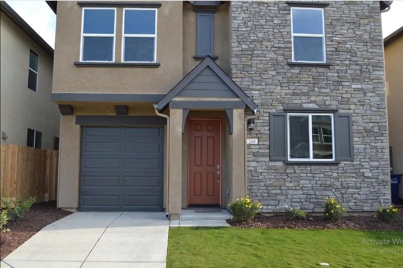260 Shafer Ave - Photo 2 of 34