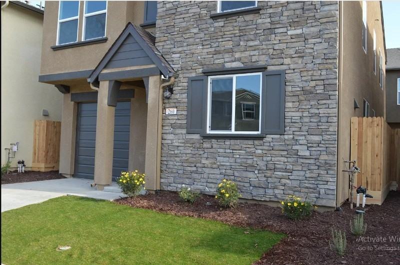 260 Shafer Ave - Photo 3 of 34