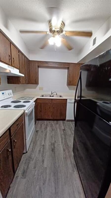 1018 Bridgit Ct Se #1 - Photo 7 of 14