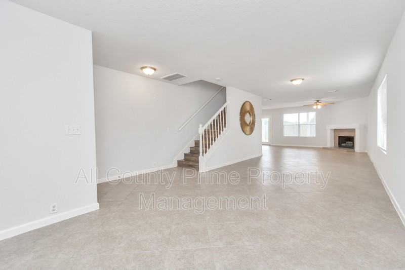 19762 Twin Canyon Ct - Photo 3 of 38