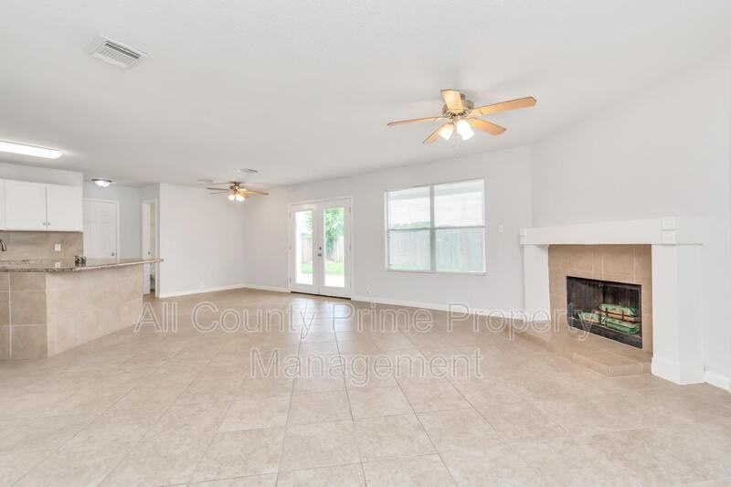 19762 Twin Canyon Ct - Photo 4 of 38