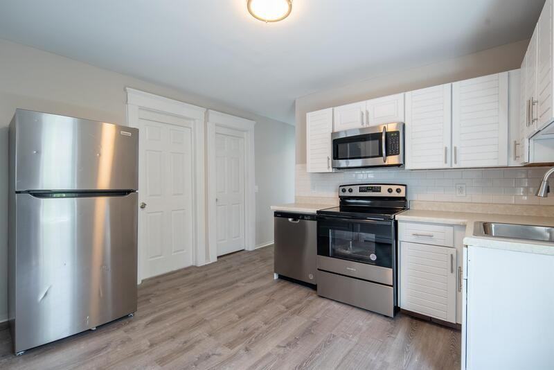 2433 Broadway - Photo 2 of 32