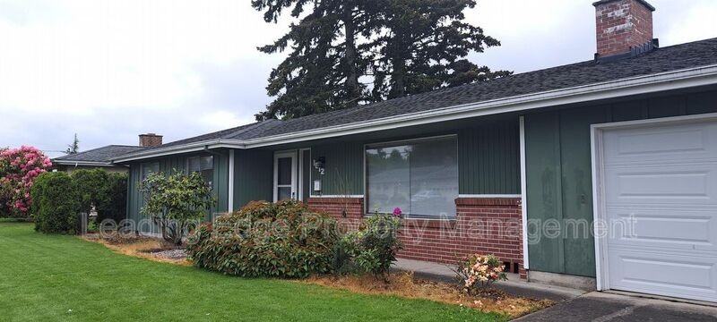1012 S 18th St - Photo 2 of 8