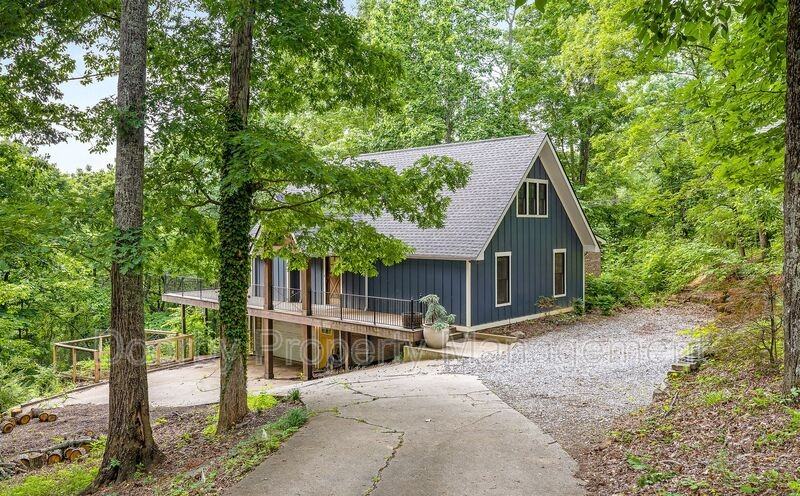 4230 Stratton Ln - Photo 2 of 47