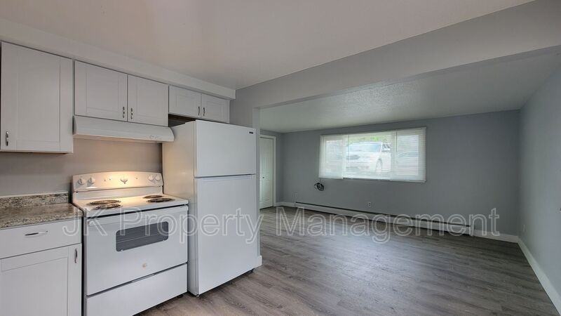 4631 5th Ave S #01 - Photo 5 of 19