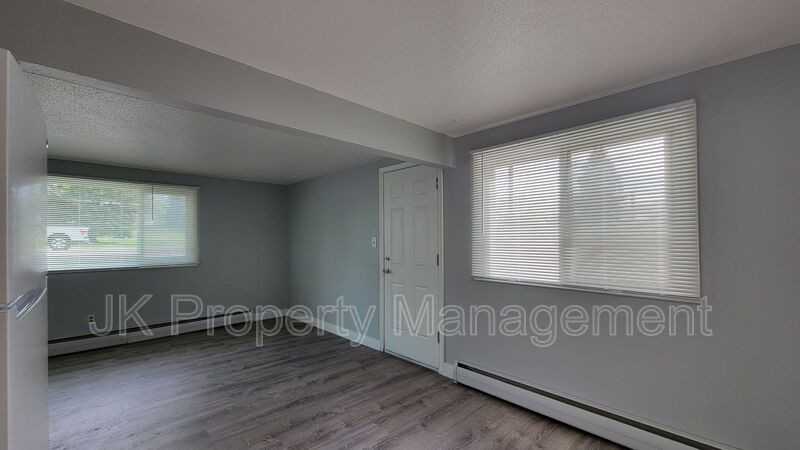 4631 5th Ave S #01 - Photo 6 of 19