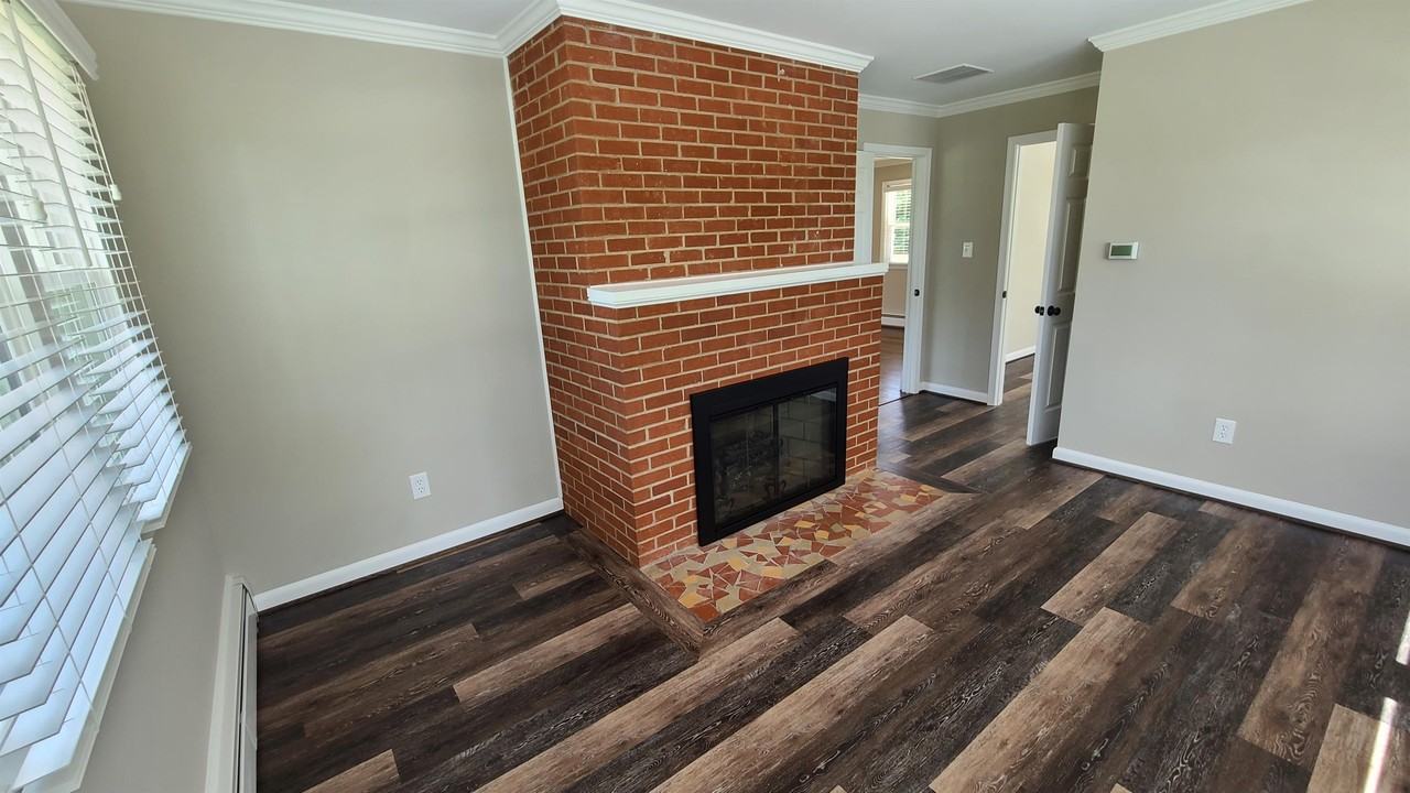 7 Cedar Dr #1 - Photo 6 of 11