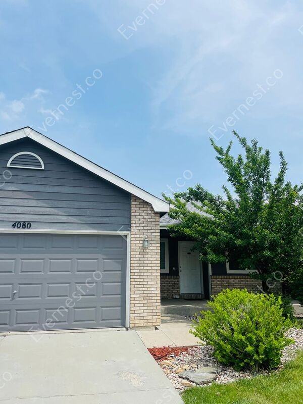 4080 Coaldale Dr - Photo 2 of 50