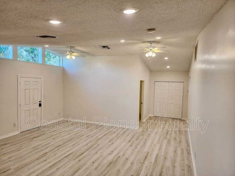 148 18th St Nw - Photo 4 of 23