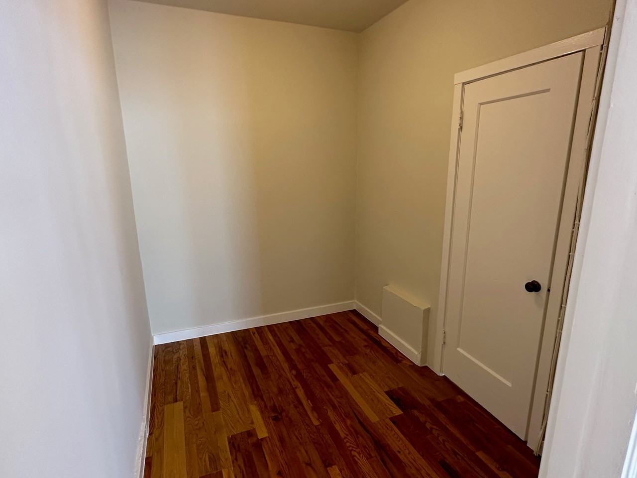 1090 Eddy Street #204 - Photo 3 of 11