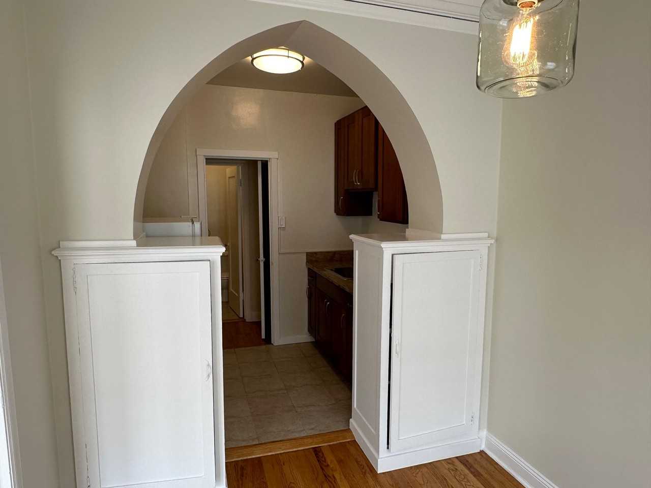 1090 Eddy Street #204 - Photo 6 of 11