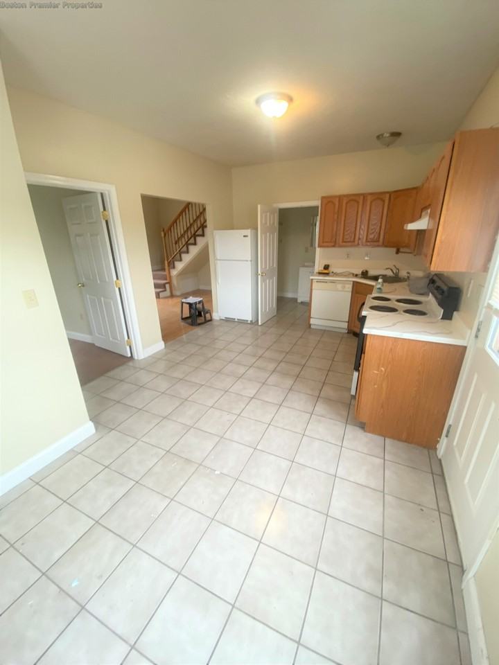 Commercial St #2 - Photo 2 of 11