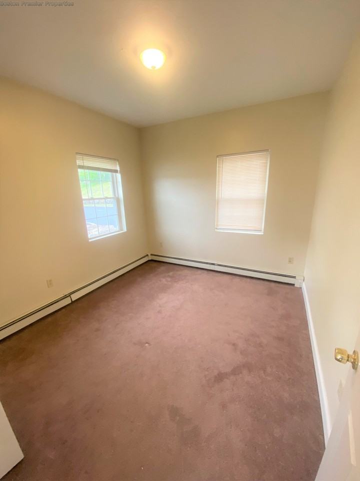 Commercial St #2 - Photo 3 of 11