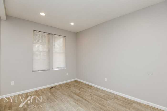 3018 Presstman St - Photo 3 of 11