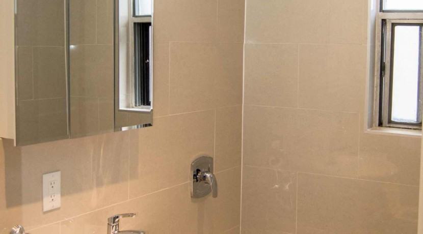 869 – 875 Avenue Road - Photo 4 of 25