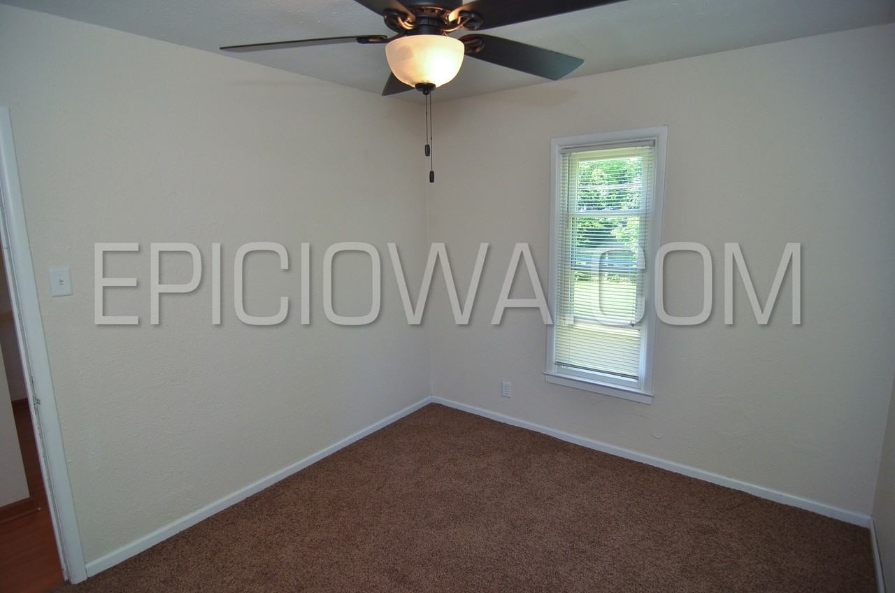 1398 12th St #1 - Photo 6 of 17