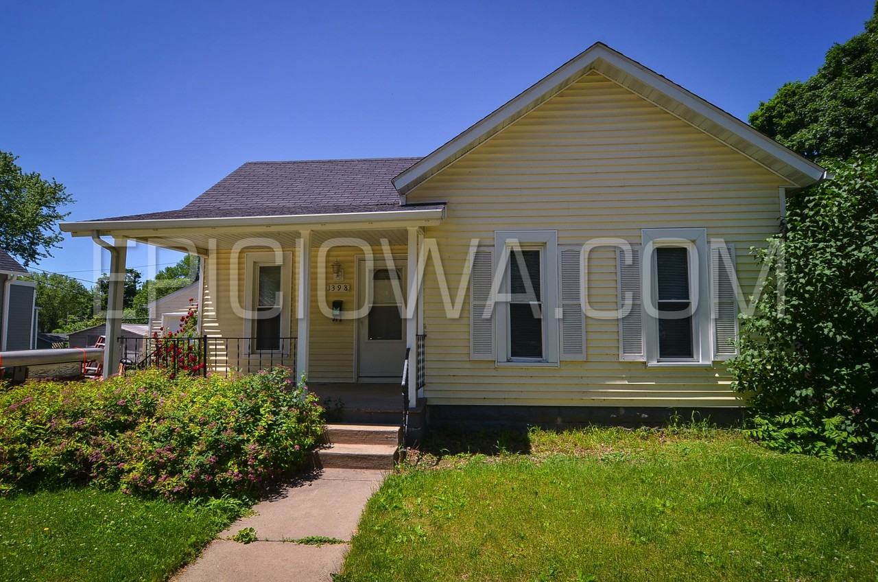 1398 12th St #1 - Photo 7 of 17