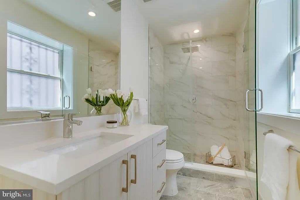 1825 13th St Nw #1 - Photo 7 of 21