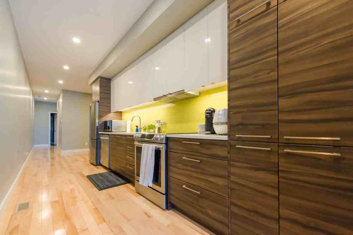 70 Holland Avenue #1 - Photo 5 of 18