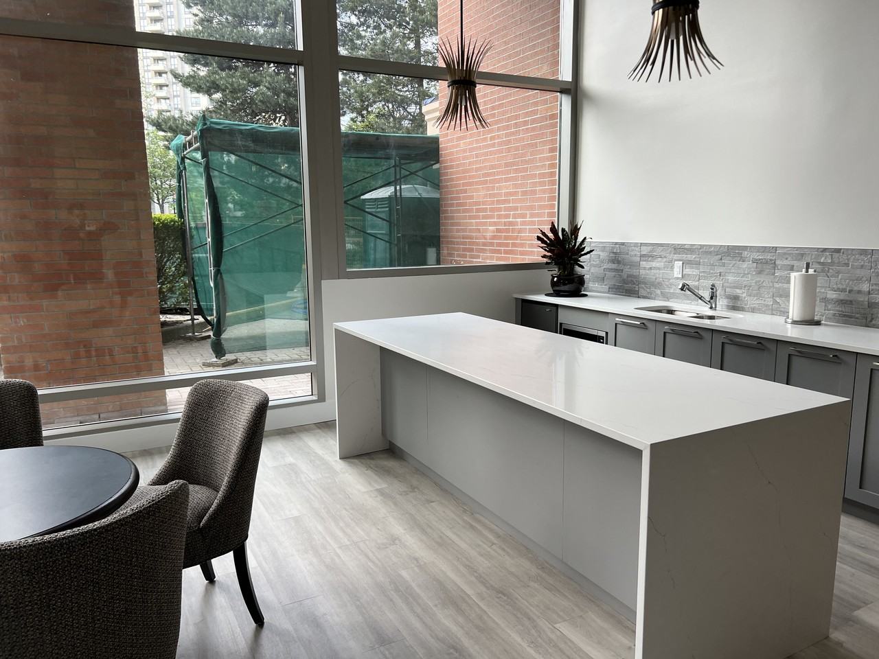 4350 Beresford Street #18xx - Photo 2 of 10