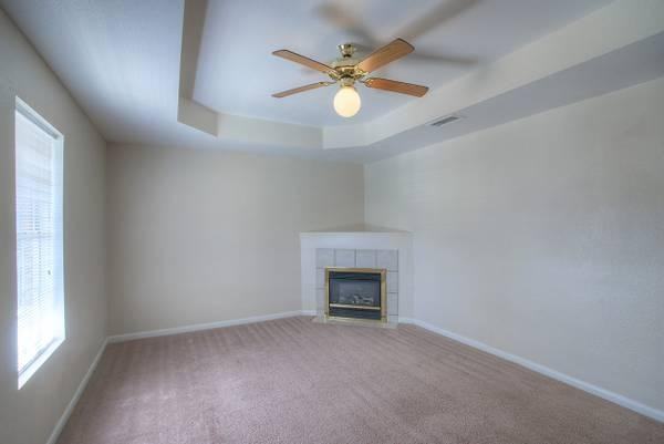 2575 N 31st St - Photo 3 of 13