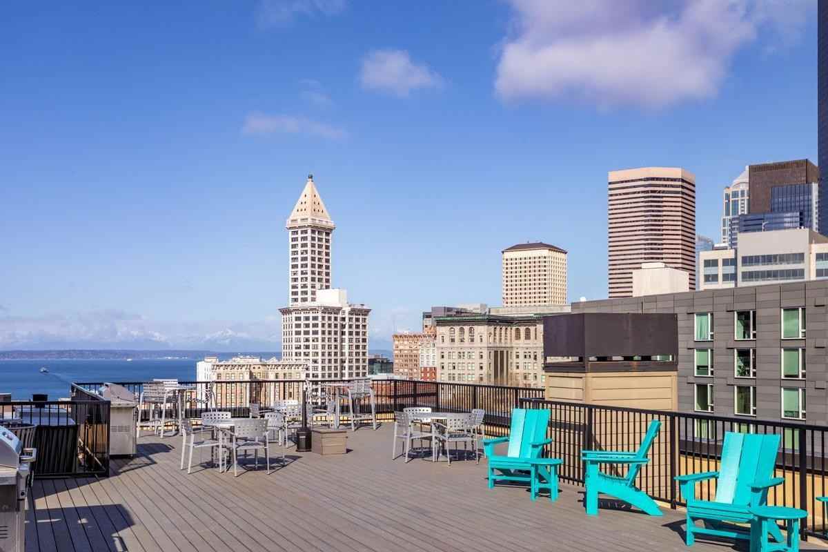 601 South Washington Street - Photo 5 of 9