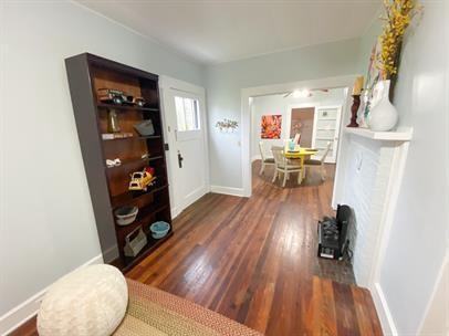 296 Benson St - Photo 3 of 26