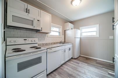 1175 Atcheson St - Photo 2 of 21